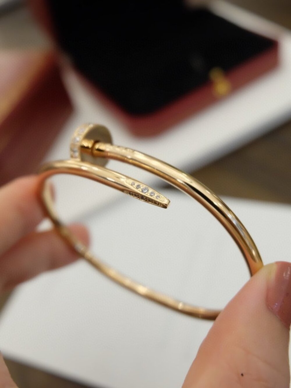 🌹 Cartier Rose Gold Nail Bracelet